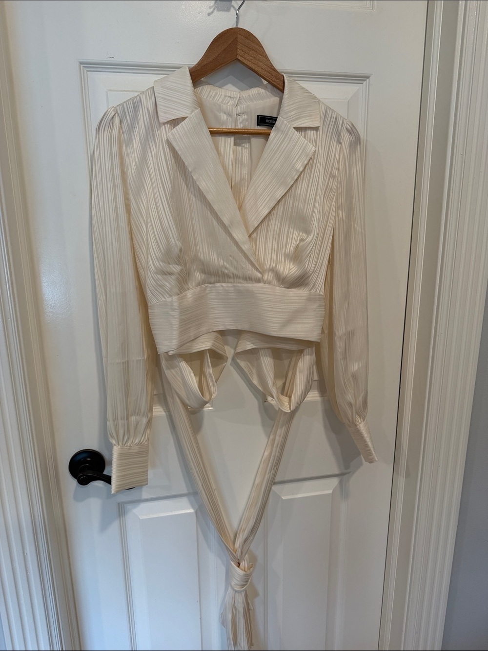 BCBGMaxAzria Ivory Pleated Wrap Crop Blouse